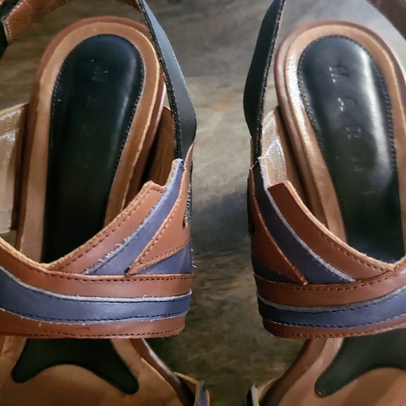MARNI | Slingback Sandal in Brown, Black, and Blue Leather Size EU37 - Picture 4 of 7